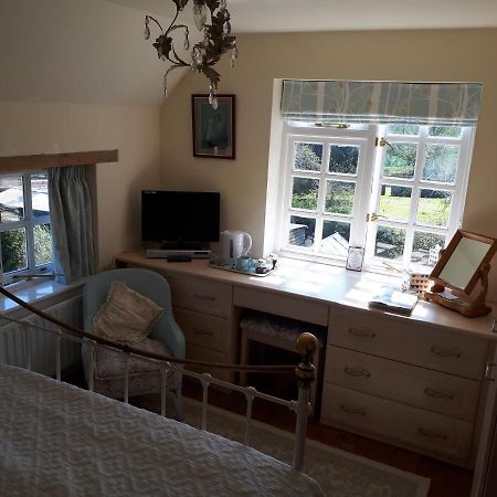 Court Barn Cottage B&B Burwash ภายนอก รูปภาพ